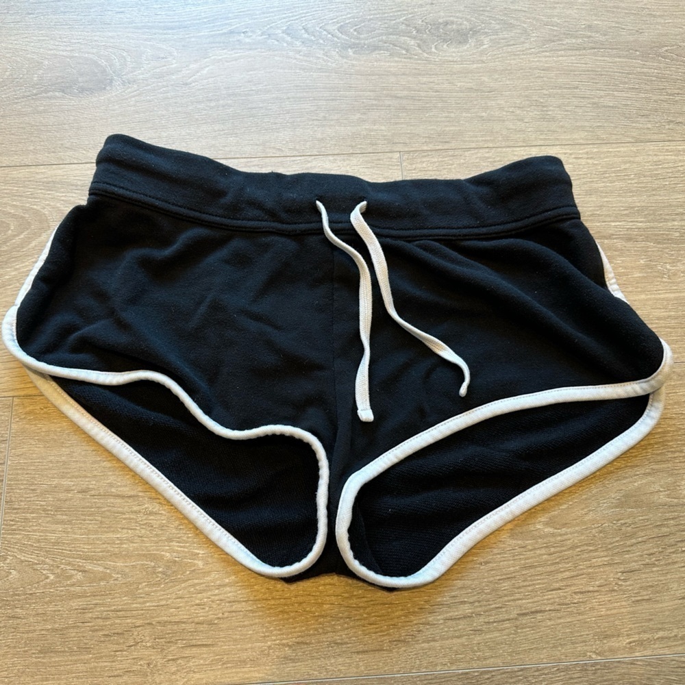 H&M DIVIDED WOMENS BLACK AND WHITE SWEAT SHORTS WITH ELASTIC WAIST SIZE S